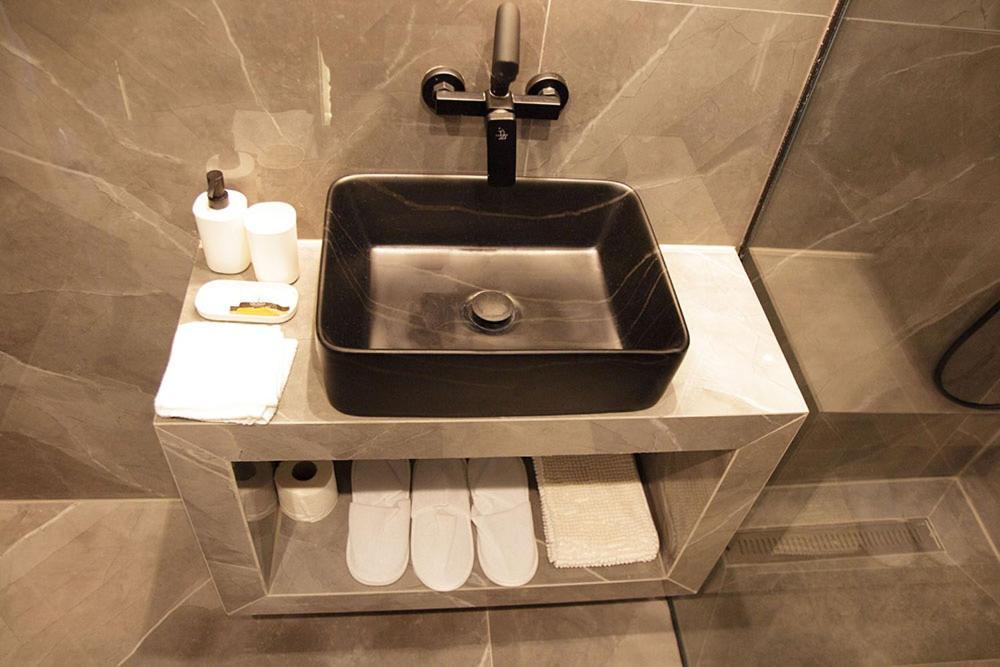 P J Luxury Suites Serres Extérieur photo