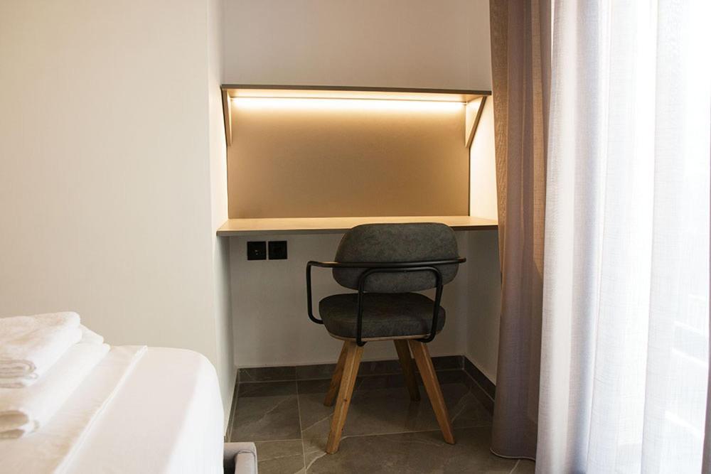 P J Luxury Suites Serres Extérieur photo