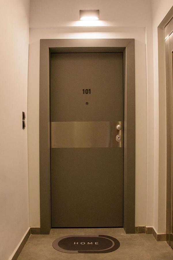 P J Luxury Suites Serres Extérieur photo